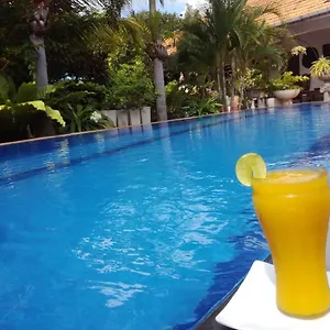 Embiente 3* Negombo